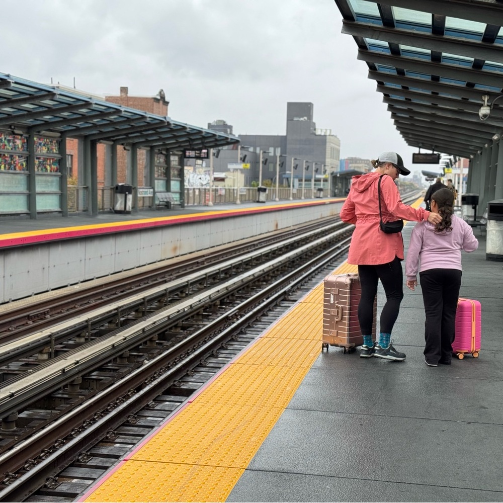 Meet your Posher, Cassandra